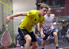 Jami Äijänen pelasi vakuuttavasti Squashliigan finaaleissa. Sekä Kristian Rautiainen että Matias Tuomi (kuvassa taustalla) kaatuivat puhtaasti 3-0. Kuva: Petteri Repo
